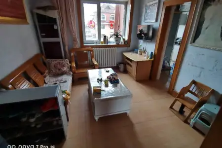 医院附近 2室1厅1卫南 简装