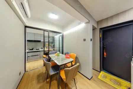 龙城国际1室1厅1卫8,000元/月