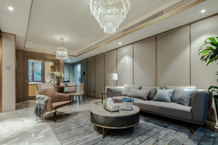 莱茵花园3室1厅1卫230万