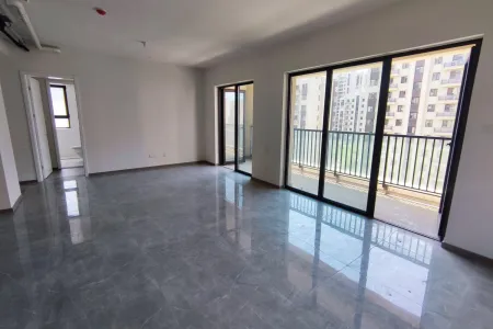 锦绣清华园3室3厅0卫250万三证齐全,学区房,房产证在手里,可落户,采光充足,唯一住房,地铁房