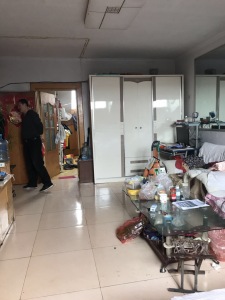 三中南侧