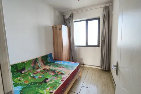 万达维多利亚湾（31-67号楼） 3房2厅1卫 南 中装