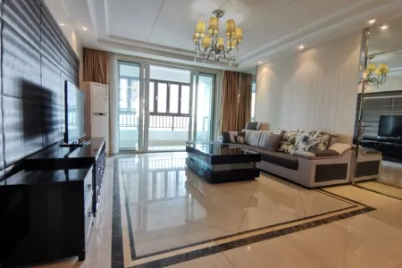 海上嘉年华 3房2厅2卫 南北 精装