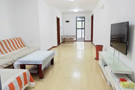 津盘凤凰都 3室2厅2卫 南北 精装