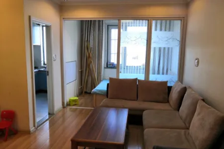 长城花园 2室1厅1卫东 精装