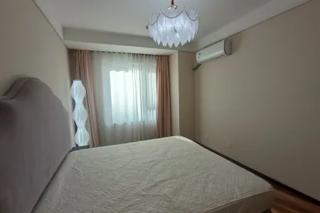 维多利亚湾南区（7-10）期 3室2厅2卫 南 精装