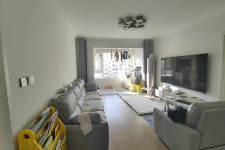 保利徕卡公园东区 3室2厅2卫 南北 精装