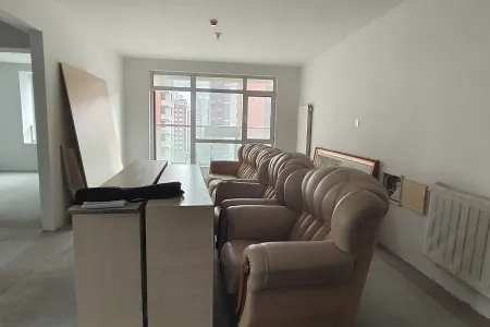 城发晶华苑 3室2厅1卫南北 毛坯