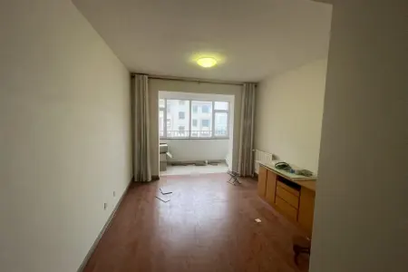 朝阳山社区 2房2厅1卫 南北 普装