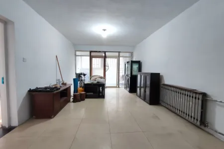 铁路小区 3室2厅2卫 南 简装