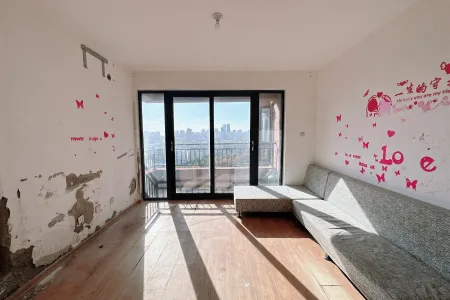 贵府花园 2房2厅1卫 南 精装