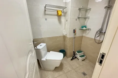 世茂诺沙湾五期 2房2厅1卫 南北 精装