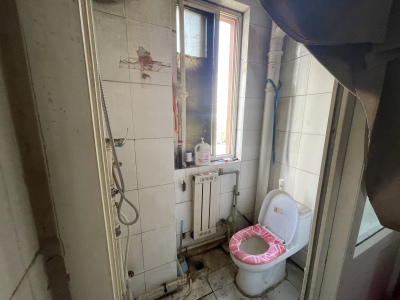 东小庄社区 2室2厅1卫 南 毛坯