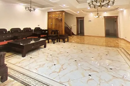 建邦听海一期 联排4室3厅6卫 南北 豪装