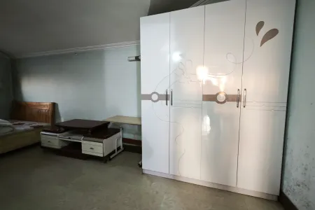 宏润花园 3房2厅1卫 南 简装