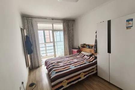 日出印象 3室2厅1卫 南北 精装