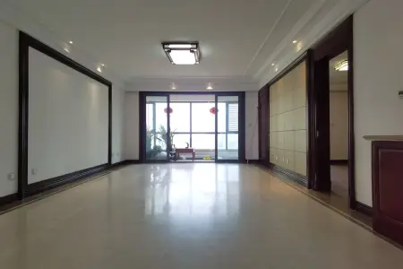 名嘉汇 3室2厅2卫 南北 精装