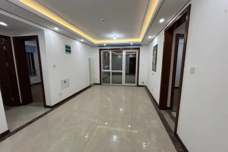 碧水明珠 3室2厅1卫南 精装