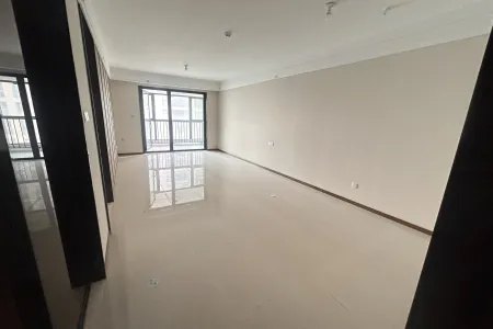 维多利亚湾南区（7-10）期 3室2厅2卫 南北 精装