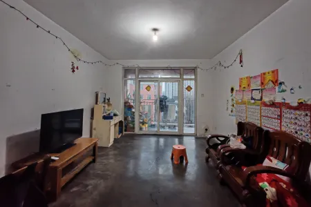 东小庄社区 2房2厅1卫 南北 毛坯