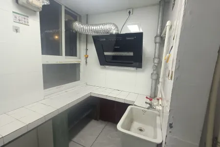 港务局宿舍 1室1厅1卫南北 简装