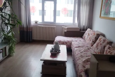 油港二路 2室1厅1卫南 精装