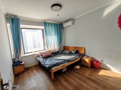 万达维多利亚湾（31-67号楼）