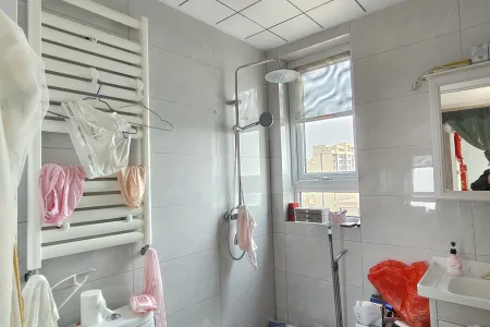 信达金地蓝庭 4房2厅2卫 南 中装