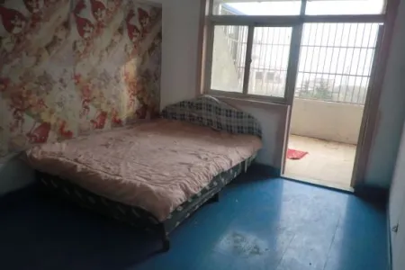 油港二路 2室2厅1卫南 中装