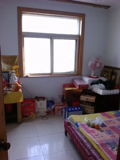 后湾社区 3室1厅1卫南 简装