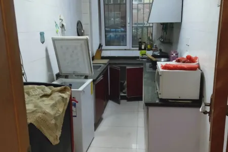 后湾社区 2室1厅1卫南 精装