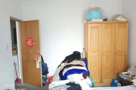 南港小区东区 2室1厅1卫 南 毛坯