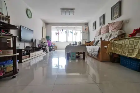 香江世纪园 2室1厅1卫南北 精装