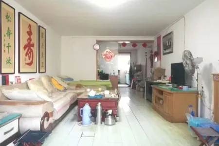 香山花园 2室1厅1卫 南北 中装