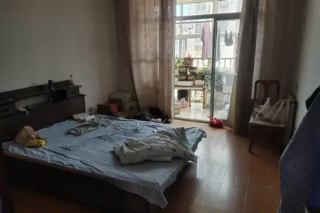 示范小区C区 2室1厅1卫南 简装