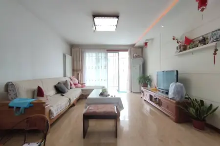 长城花园 3室2厅2卫南 精装