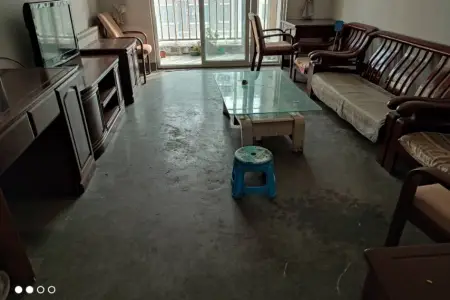 东盐滩社区 2房2厅1卫 南北 毛坯