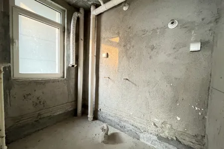 海印长天 2室2厅2卫南北 毛坯