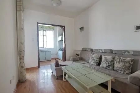 湛园海德公园一号 2室2厅1卫 南 精装