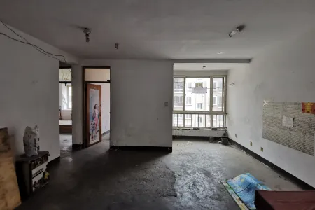 天海花园 3室2厅1卫 南北 毛坯