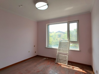 建邦听海一期 3室2厅2卫 南北 精装