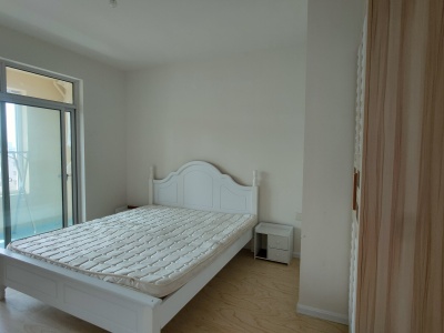 西海岸花好月圆