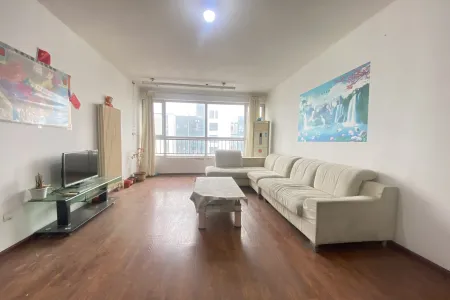 鲁商蓝岸国际北区 3室2厅1卫南北 精装