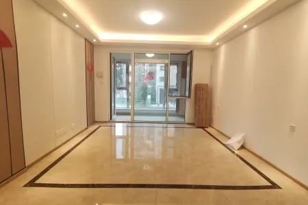 中南漫悦湾 4室2厅2卫 南北 精装