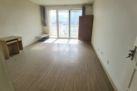 康大风和日丽 6室2厅2卫南北 精装