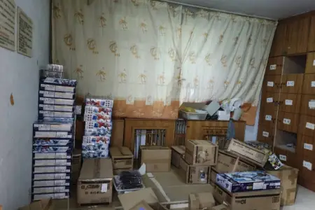 宏润花园 3室1厅2卫南 普装