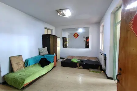 前湾小区 2室1厅1卫 南北 中装