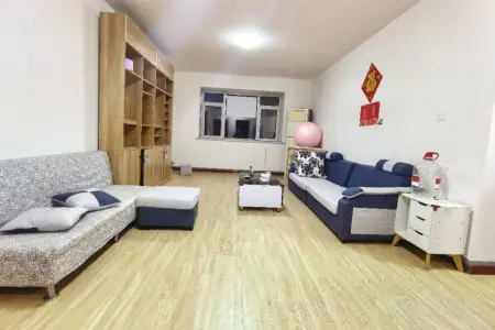 朝阳山社区 2室2厅1卫南北 精装