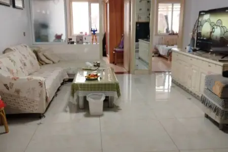 后湾社区 2室1厅1卫南 豪装