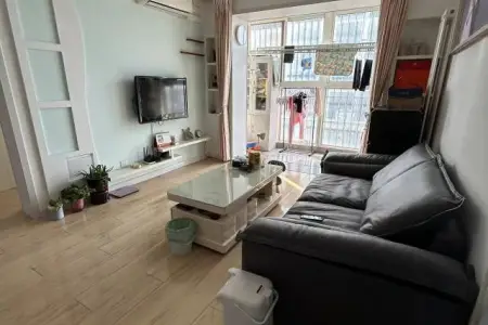 兴悦华城 1房1厅1卫 南 精装